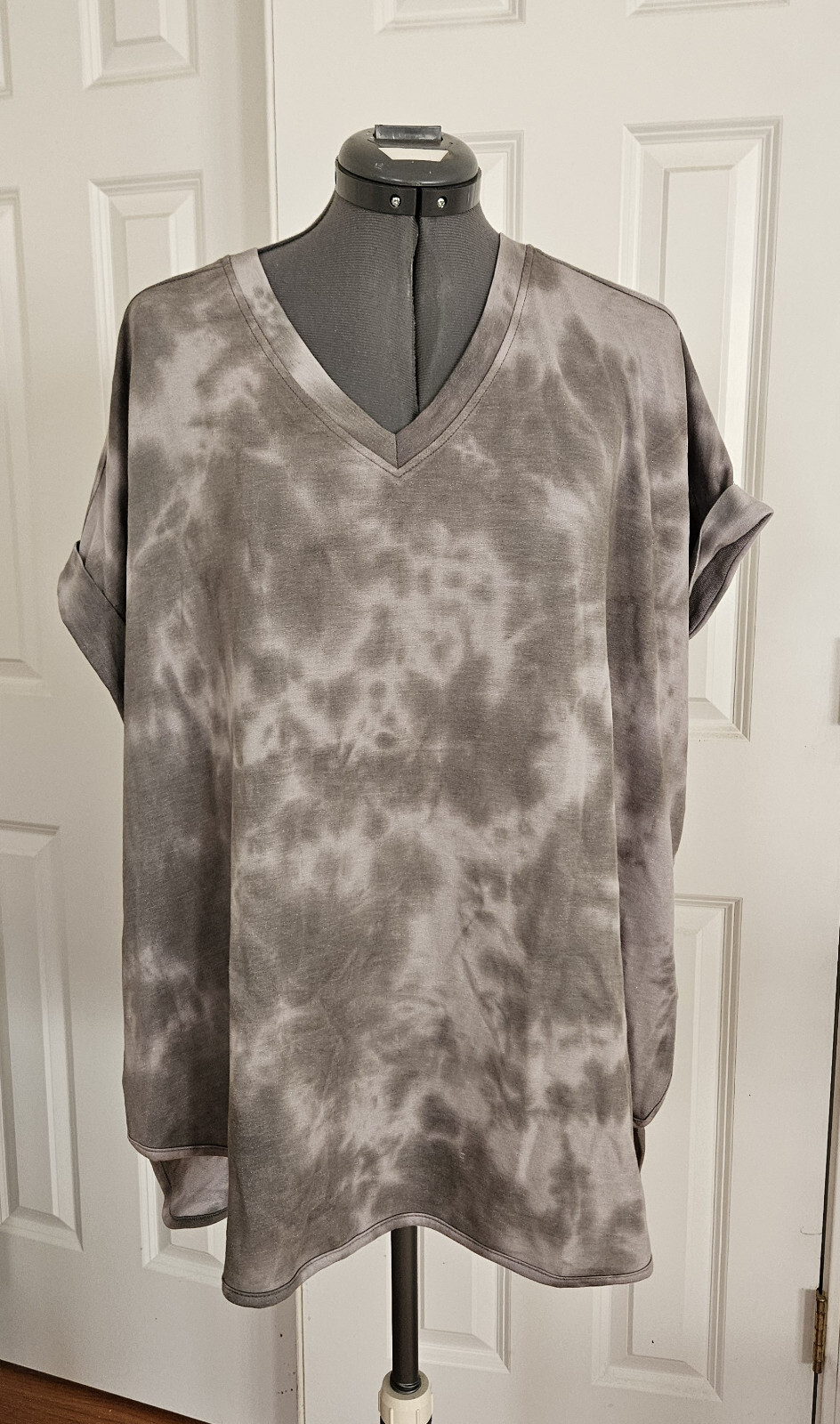 Cupio – V-neck, Cuffed short sleeve, Stretch Beach cover-up -Gray – 1X