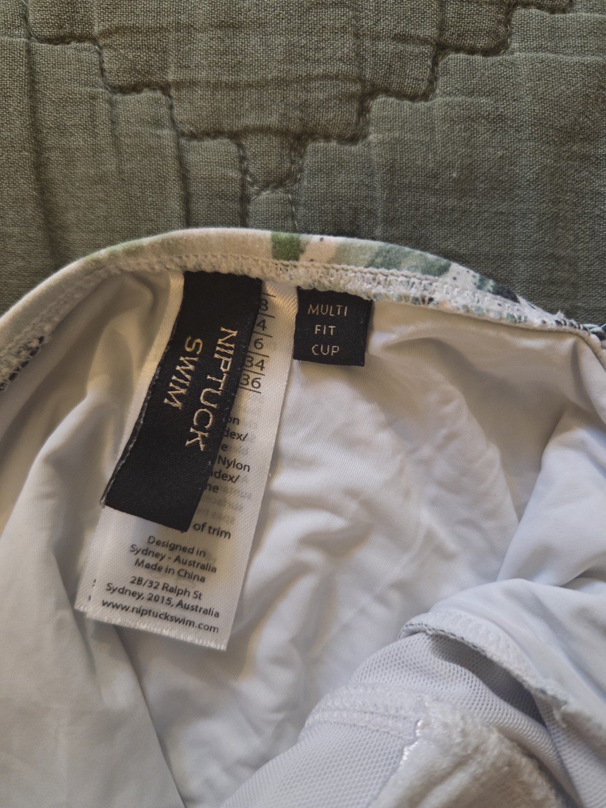 Nip Tuck Multi Fit Cup green and white Tropical Leaf Print Tankini Set Size 4