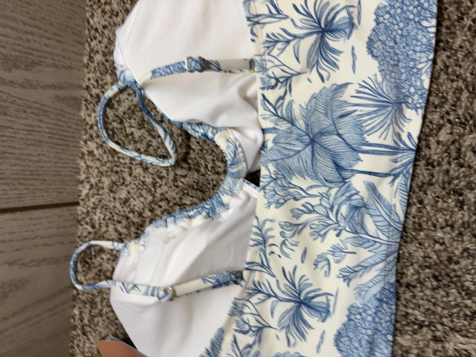 Shade & Shore Blue/Multi-Color Bikini Top w/ Removable Pads. Size: XL (16).