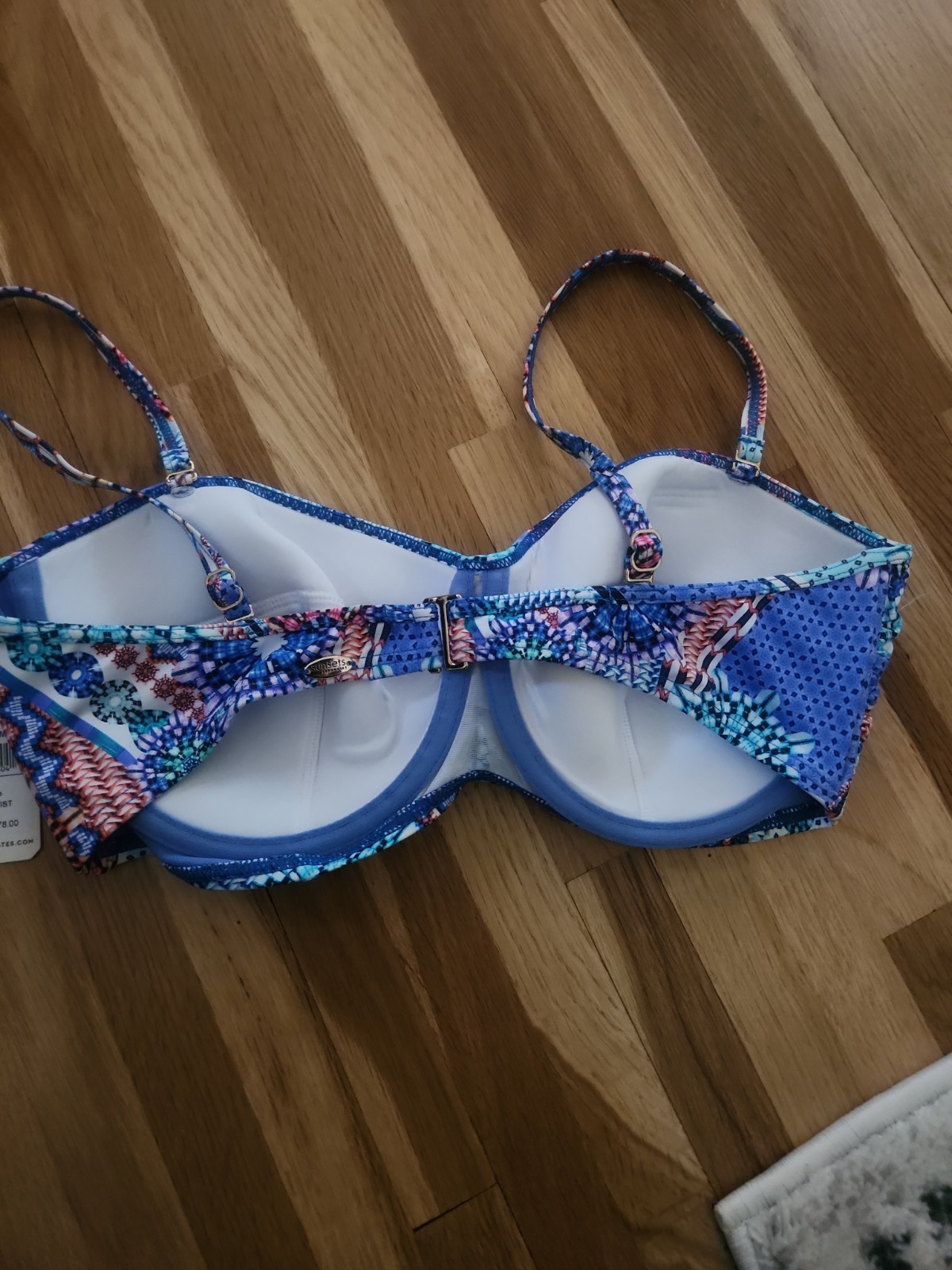 Sunsets Swimwear Impulse Iconic Twist Bikini Top 38DD Retails $78
