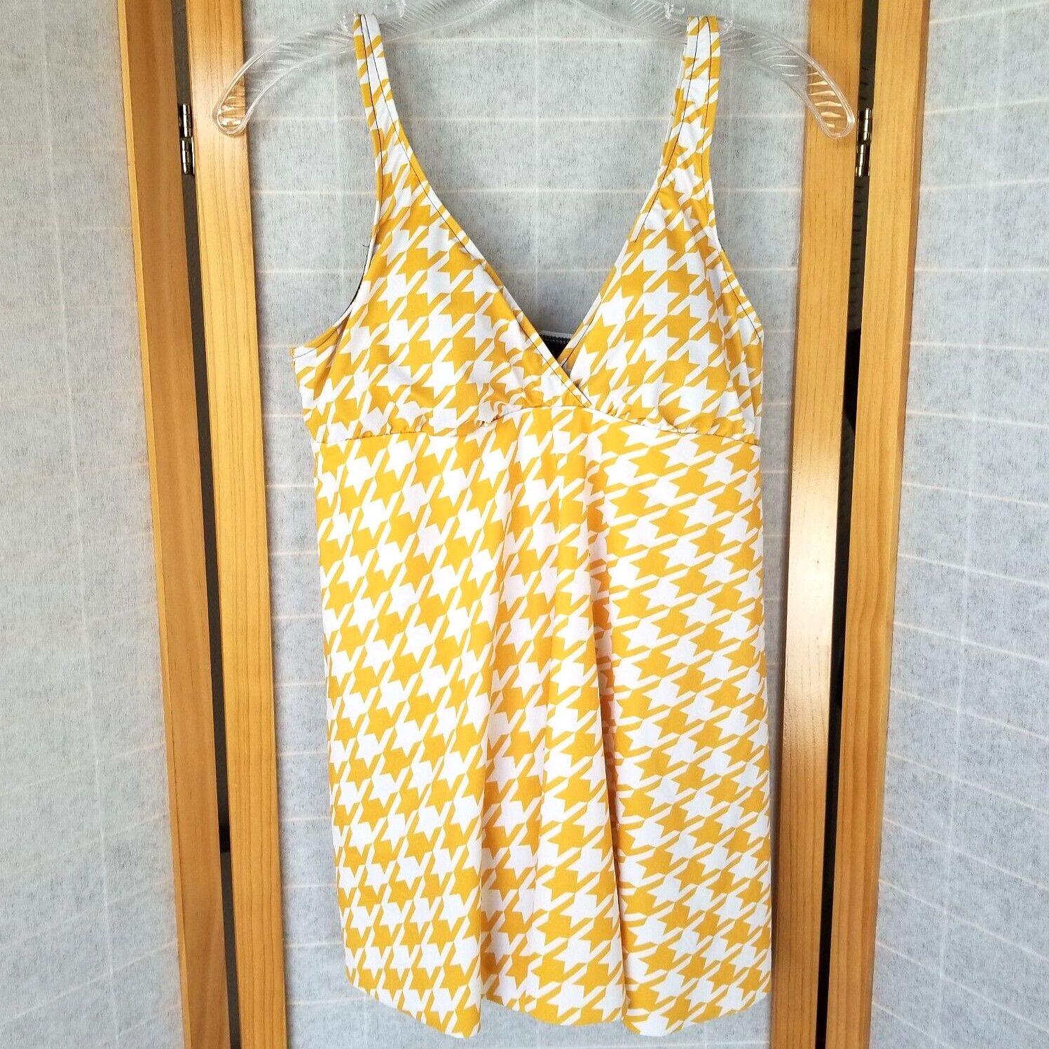 New Women’s Roatan One-Piece Bathing Suit Swim Dress Padded Yellow Check Small