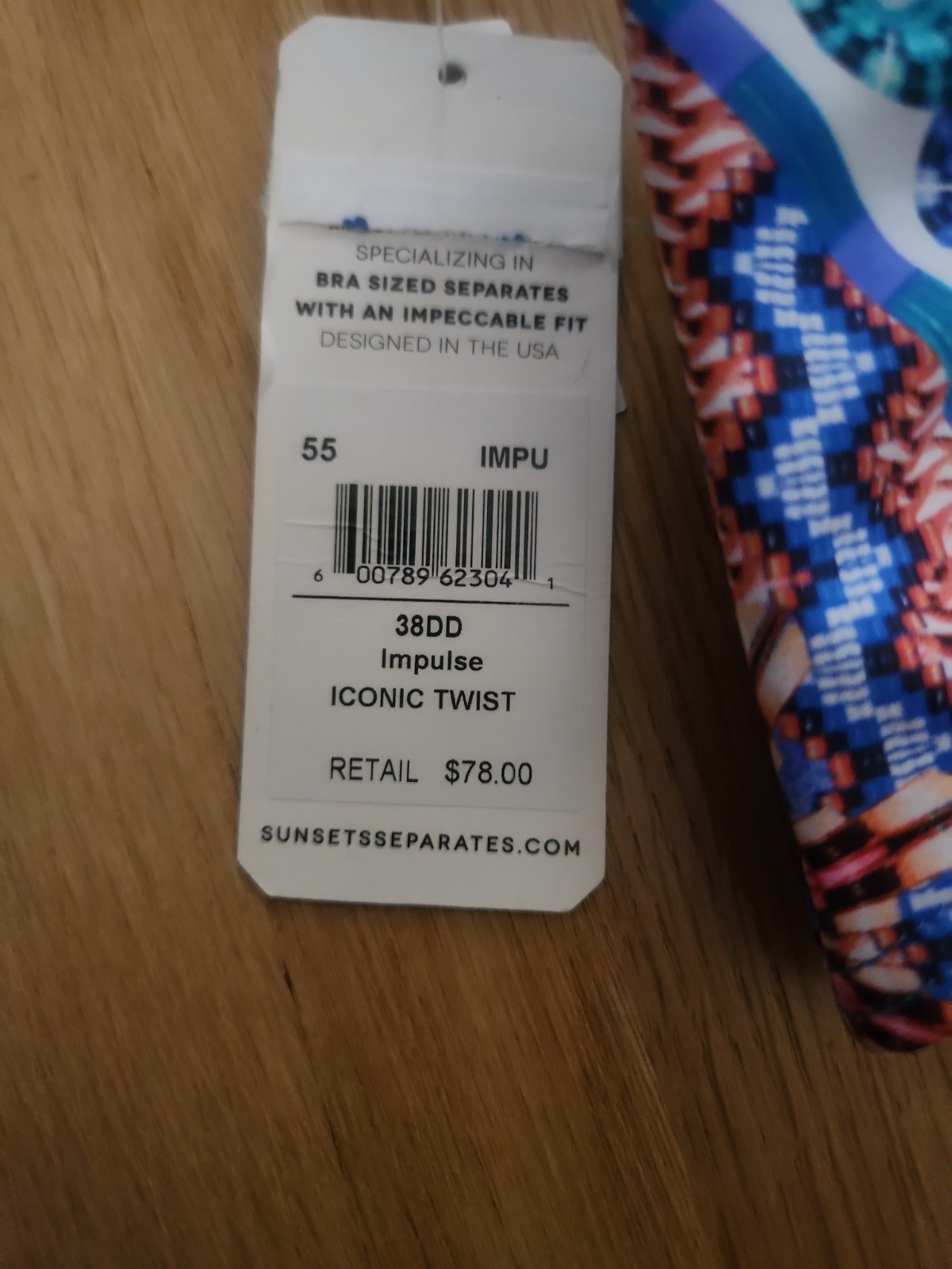 Sunsets Swimwear Impulse Iconic Twist Bikini Top 38DD Retails $78