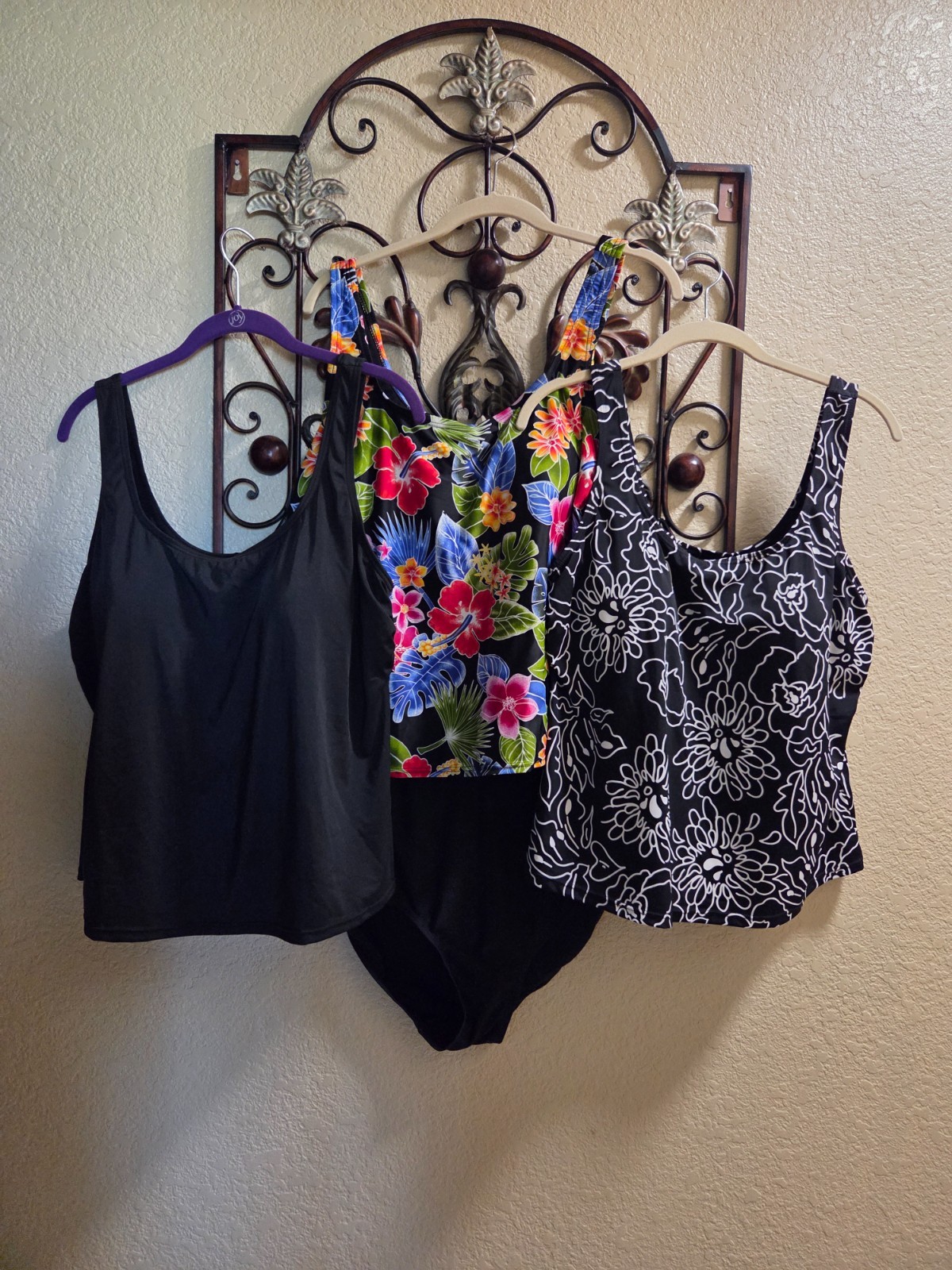 Women’s BLAIR Size 16W 5 Piece 3 tops/2 Bottoms Swimsuit